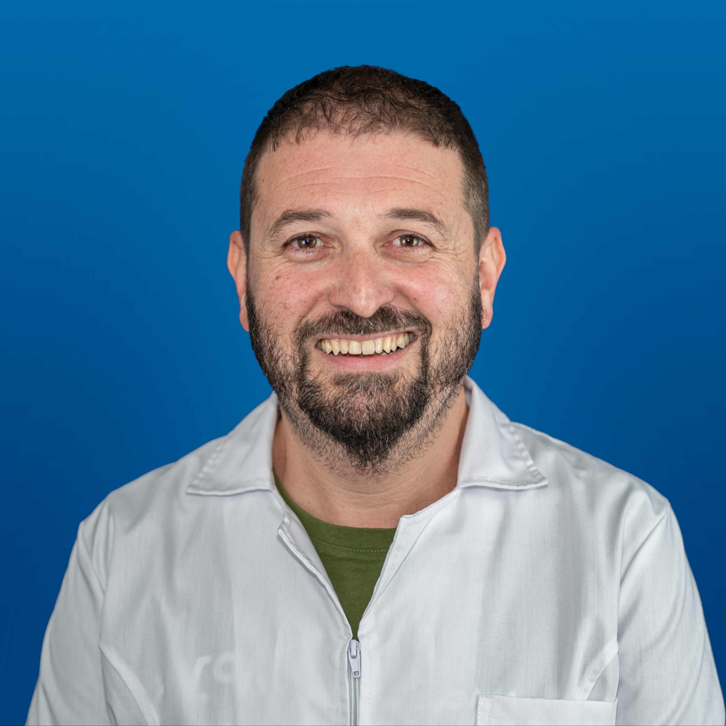 Dr. Sebastián Cáceres